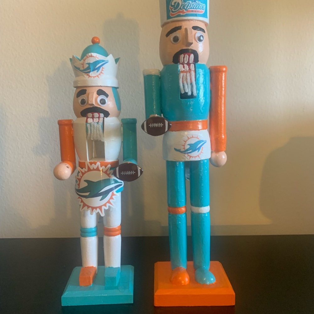 Miami Dolphins Nutcracker Set